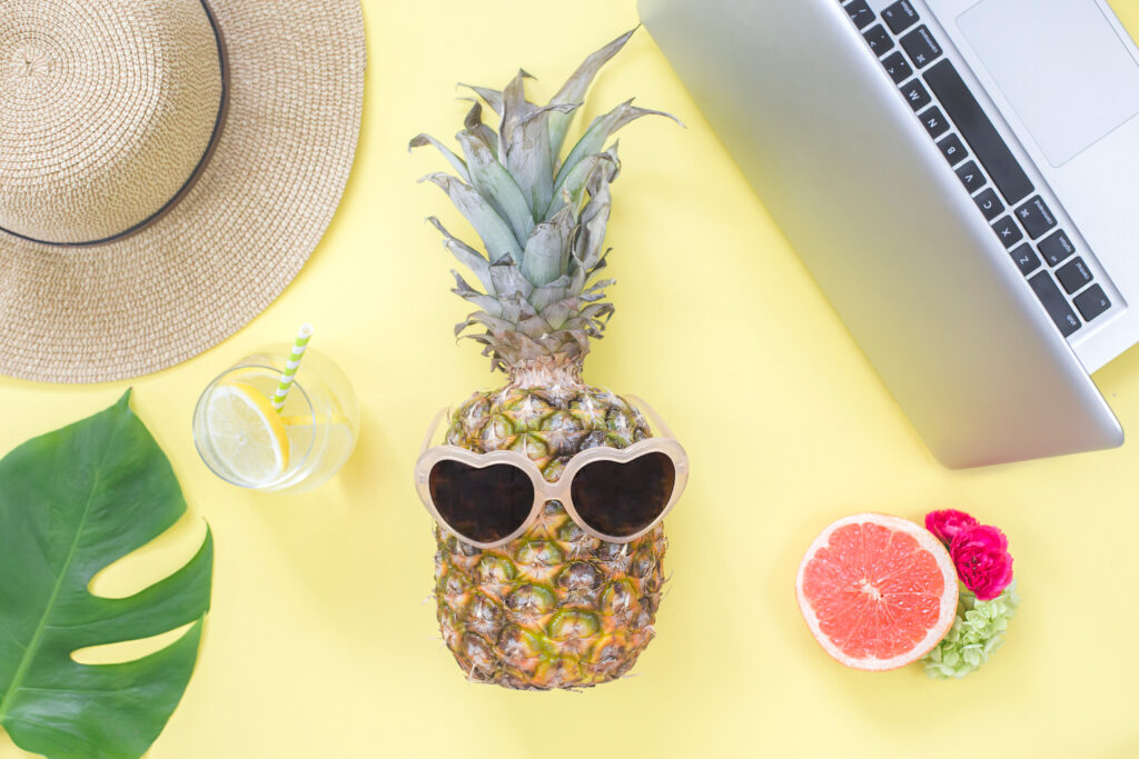 旅行とやりたいことリストに関する 365 件のブログ投稿アイデアを含む 6 月のロードマップ