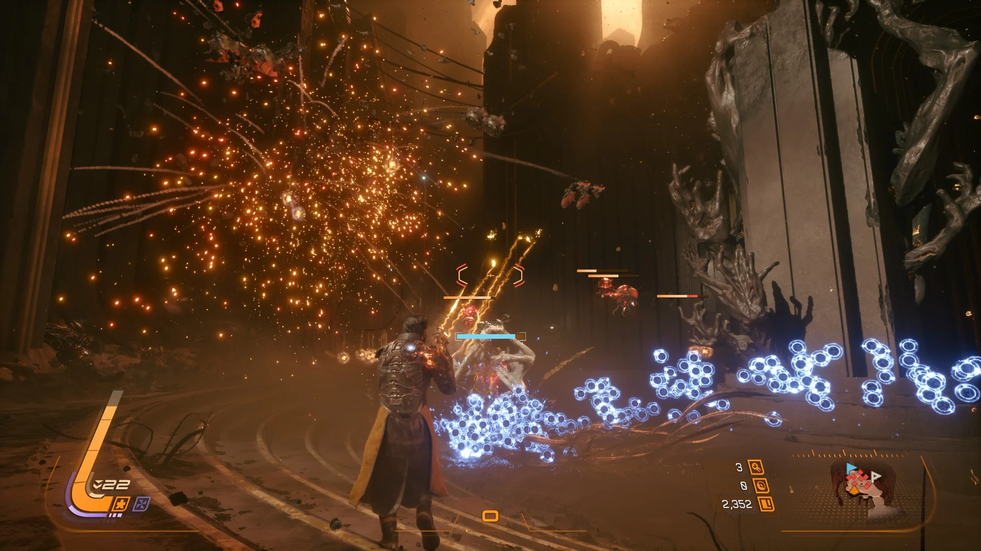 サロスの戦い中に黄色と赤に光る敵の発射物