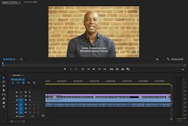 Línea de tiempo de Adobe Premiere Pro que muestra la captura de pantalla de la pista de subtítulos SRT importada